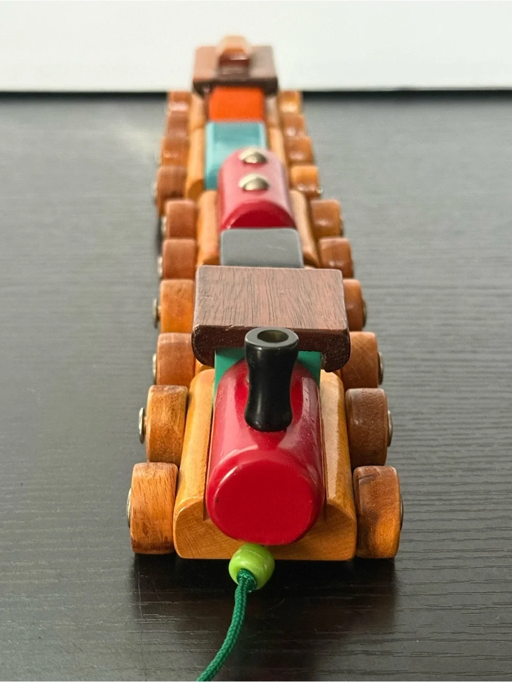 Vintage Wooden Pull Train Set (1) Engine (2) Cars & (1) Caboose